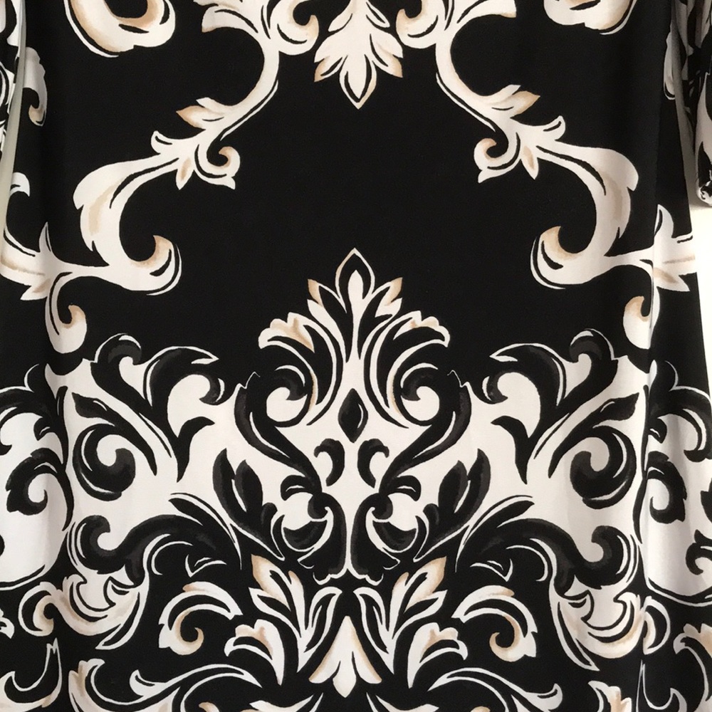 White house black market dress. 3/4 sleeves. - Picture 2 of 3